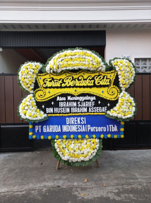 Papan Bunga Duka di Pasar Manna